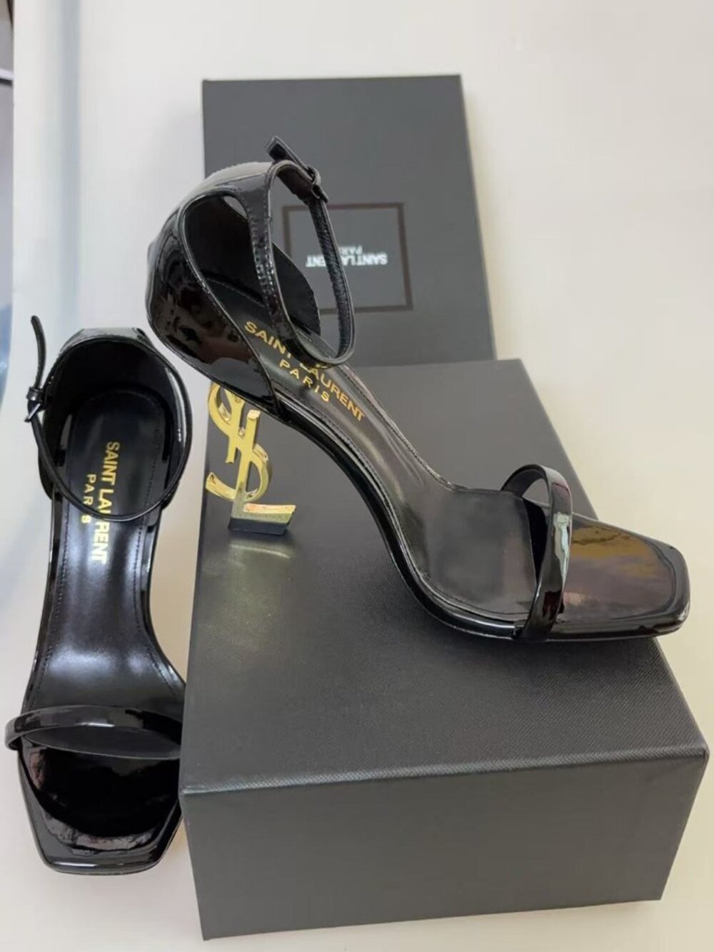 Saint Laurent Opyum YSL Logo Sandals - Black Patent - Size 39 - Picture 4 of 6
